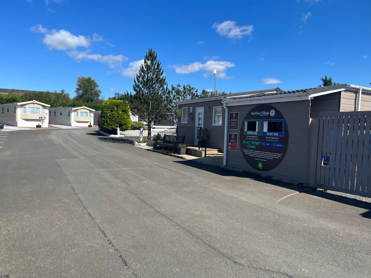 3 Bedroom Self-Catering Holiday Home ステップス エクステリア 写真