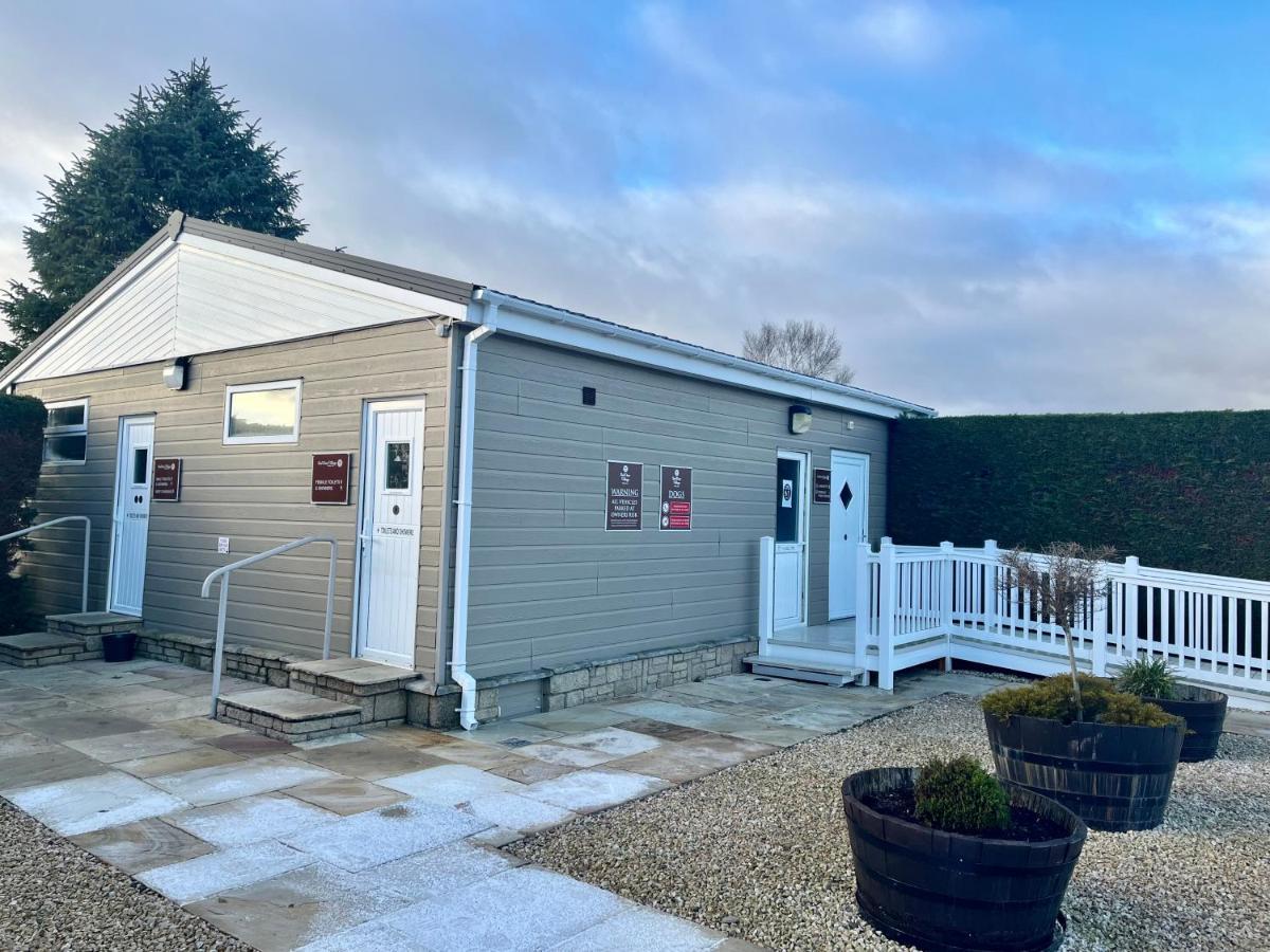 3 Bedroom Self-Catering Holiday Home ステップス エクステリア 写真