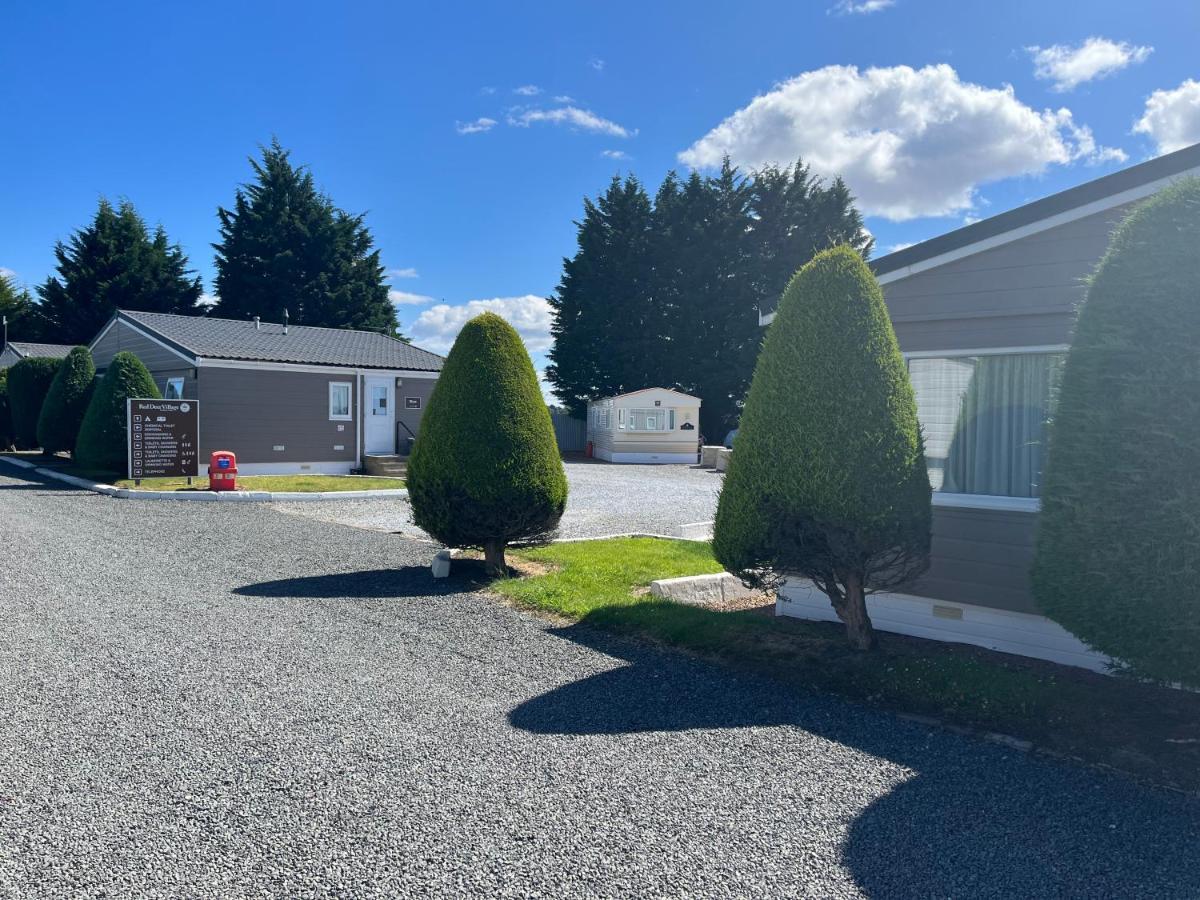 3 Bedroom Self-Catering Holiday Home ステップス エクステリア 写真