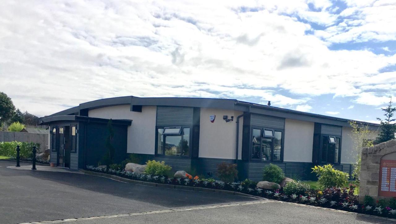 3 Bedroom Self-Catering Holiday Home ステップス エクステリア 写真