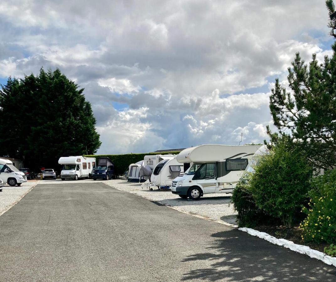 3 Bedroom Self-Catering Holiday Home ステップス エクステリア 写真